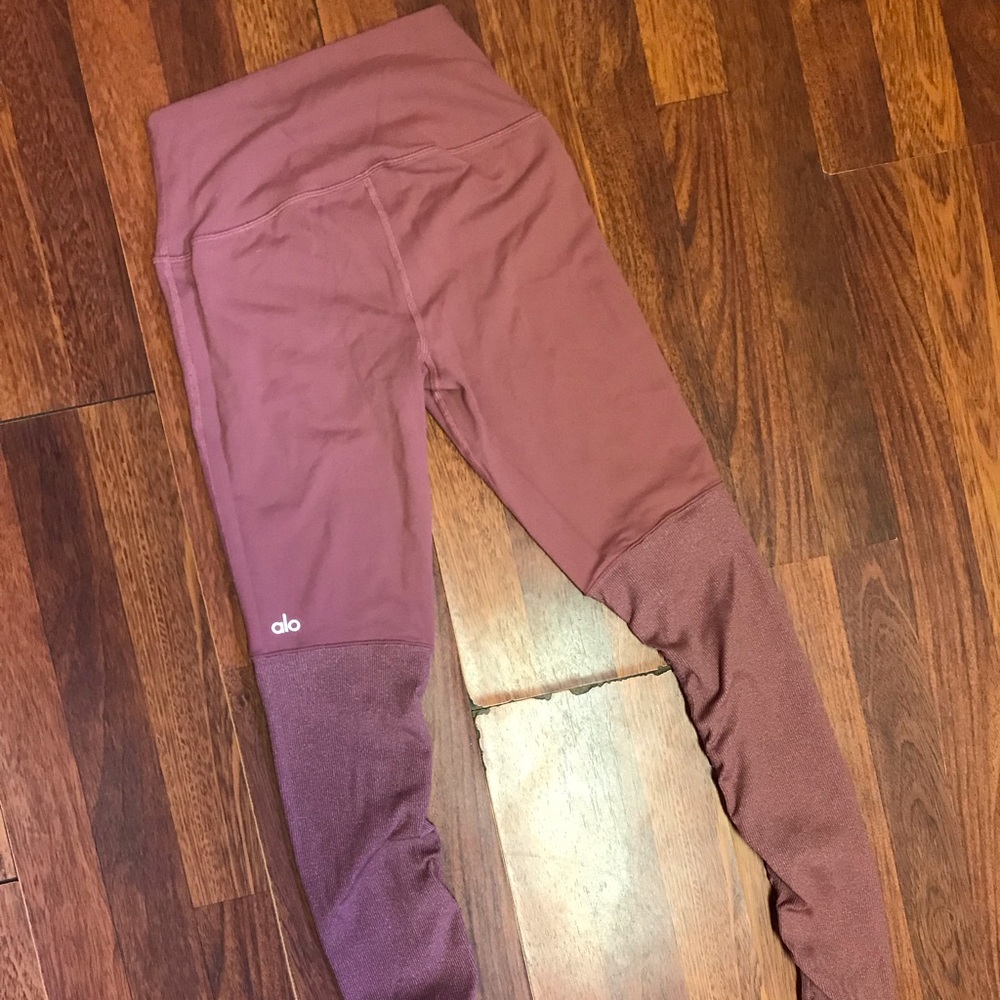 Alo Yoga Leggings
